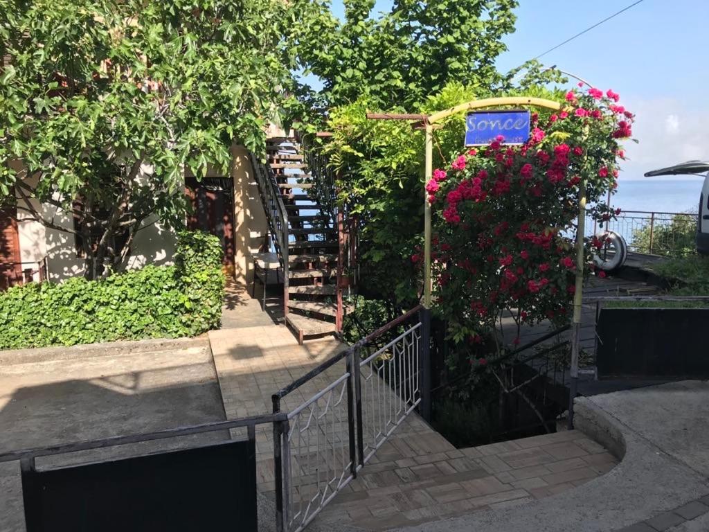 אוהריד Sonce Guest House מראה חיצוני תמונה
